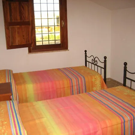 Villino Annabella Feriehus *
